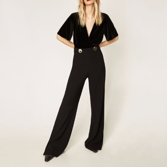 ZARA BLACK WIDE LEG PANTS with GOLD BUTT