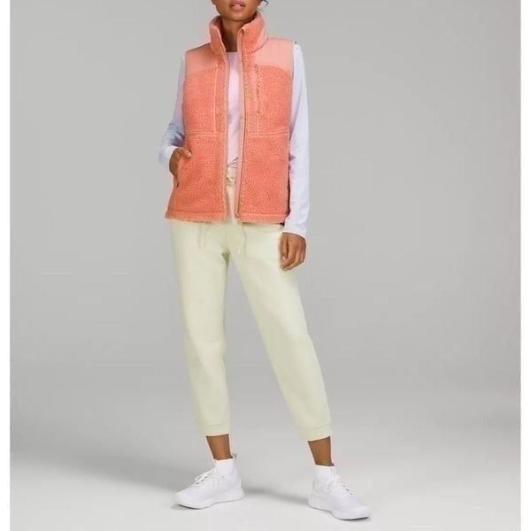 Lululemon Textured Fleece Full Zip Vest sz 14