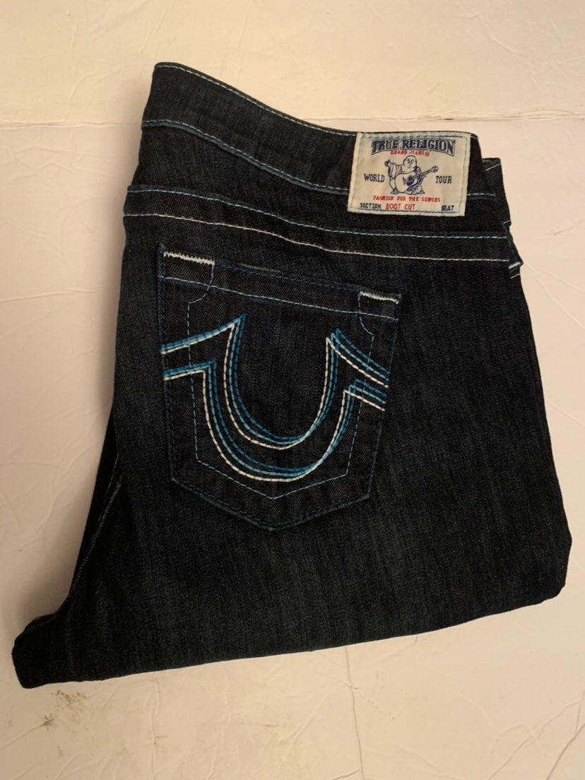 TRUE RELIGION DARK WASH BOOTCUT 33 x 33