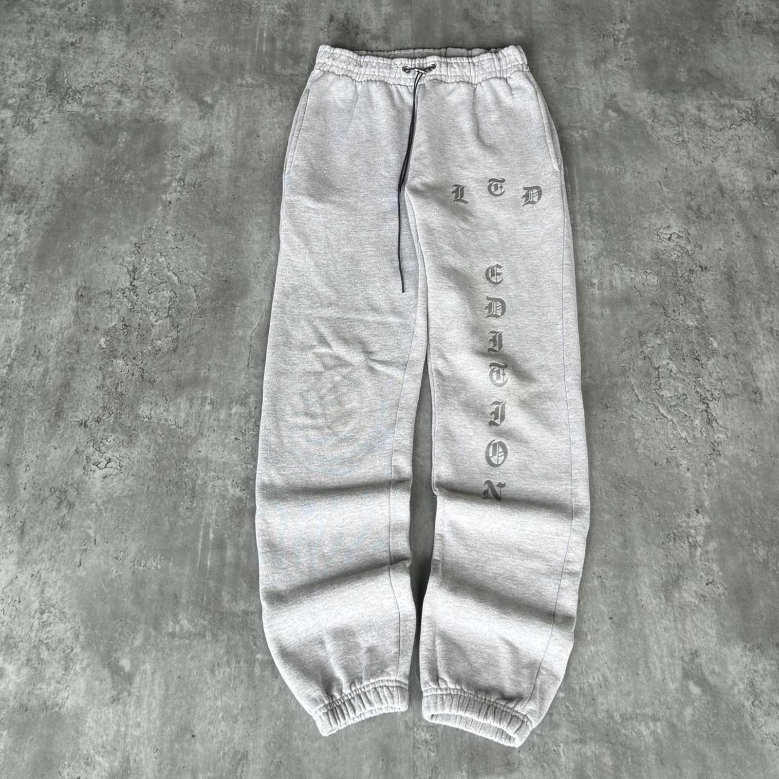Vintage Y2K Graphic Streetwear Grey Essential Grunge Opium Sweatpants
