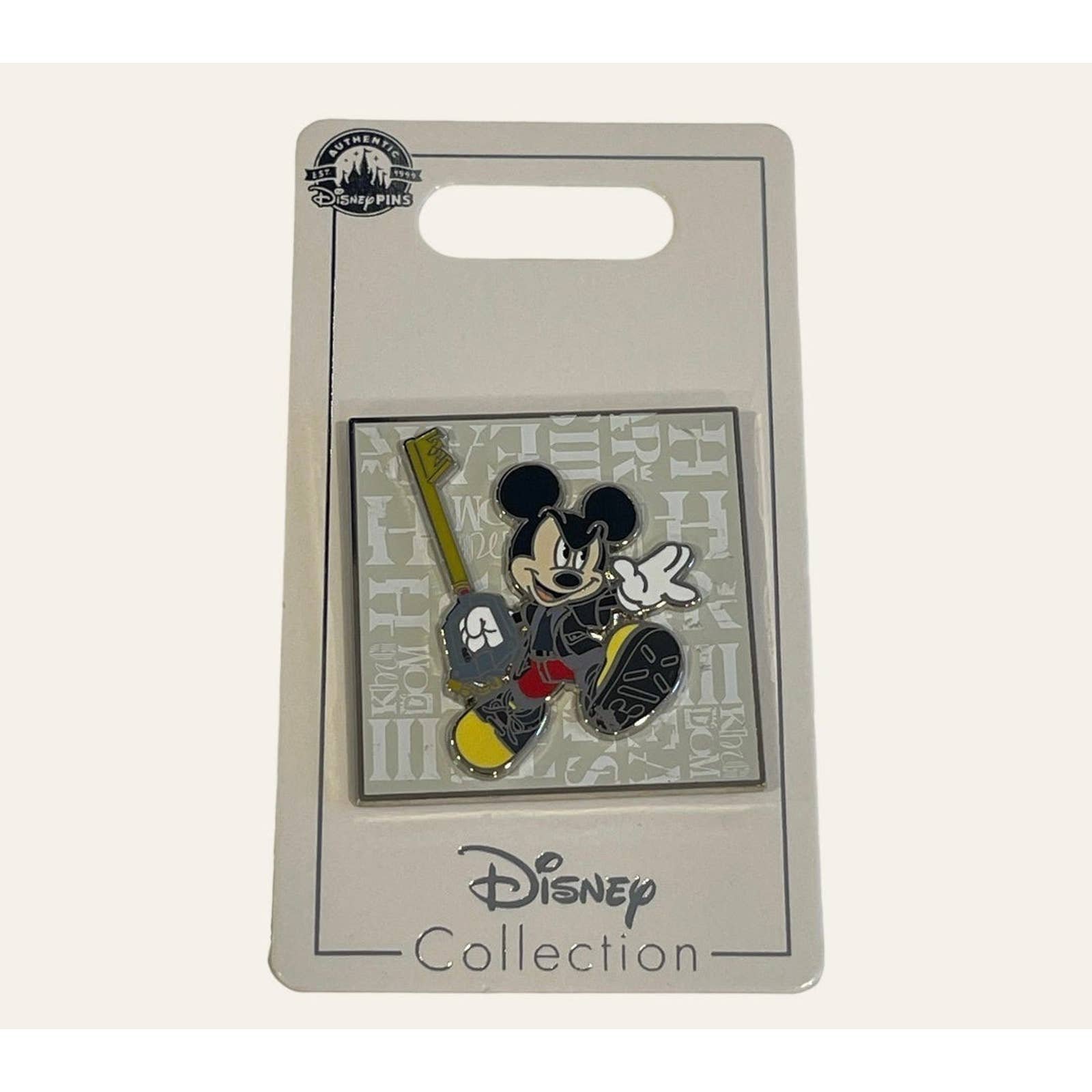 Disney Parks Mickey Mouse W/ Key - Kingdom Of Hearts pin