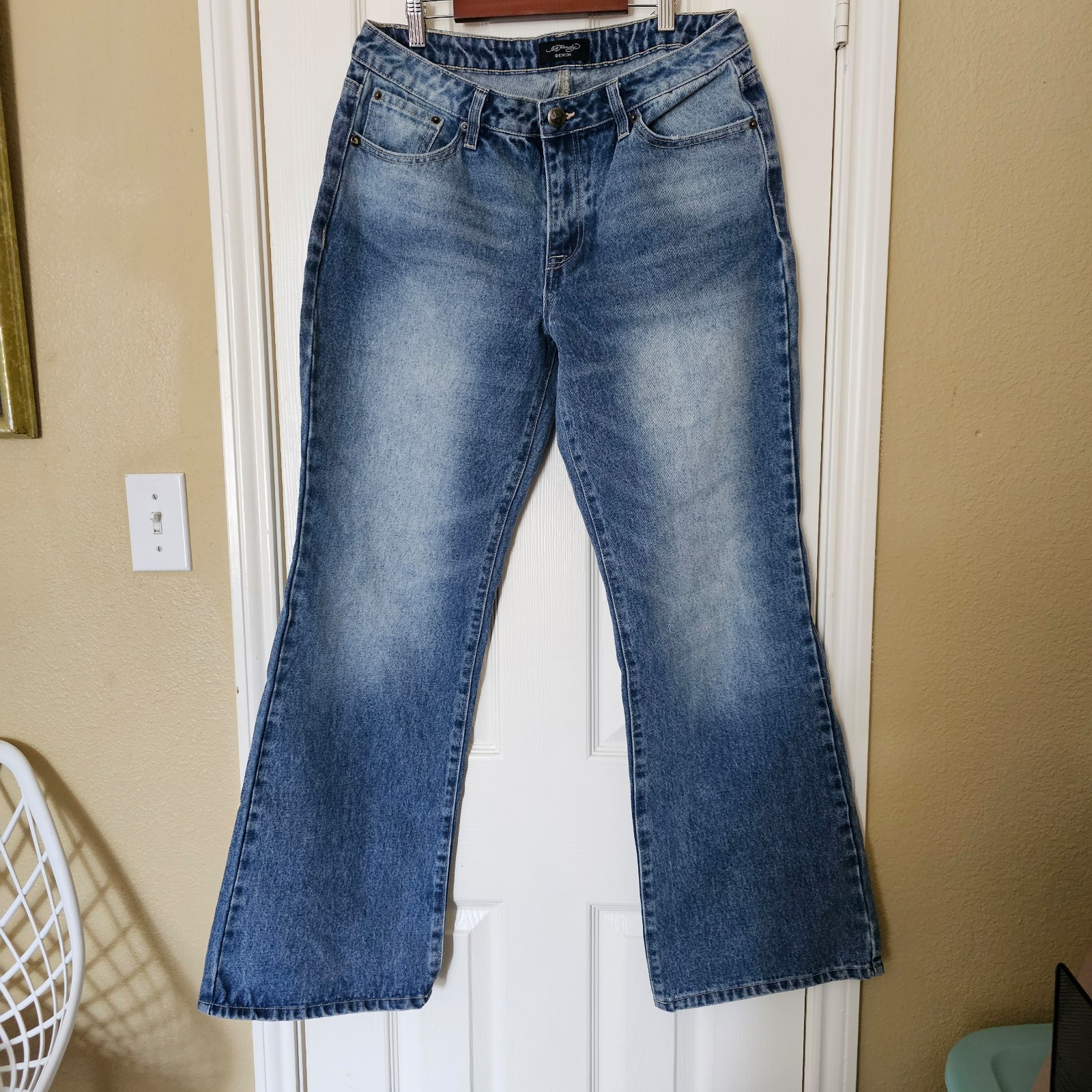 Ed Hardy Women's Blue Bootcut Jeans Medium Wash Multi Tattoo Baggy