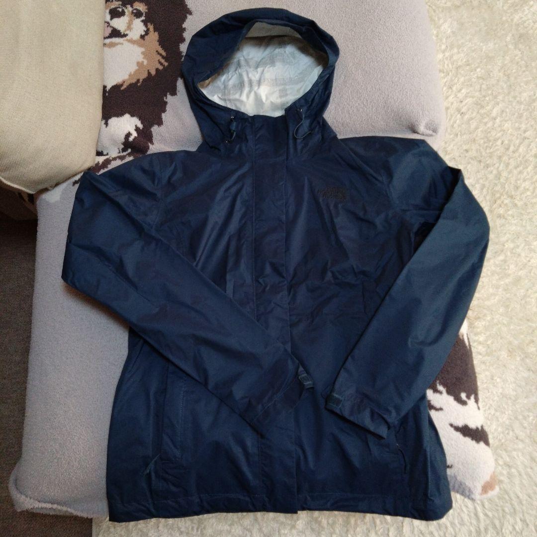 The North Face Hoodie, Unused