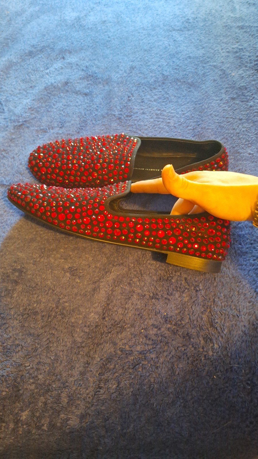 Guiseppe zanotti design:black and red crystal GS :size 13