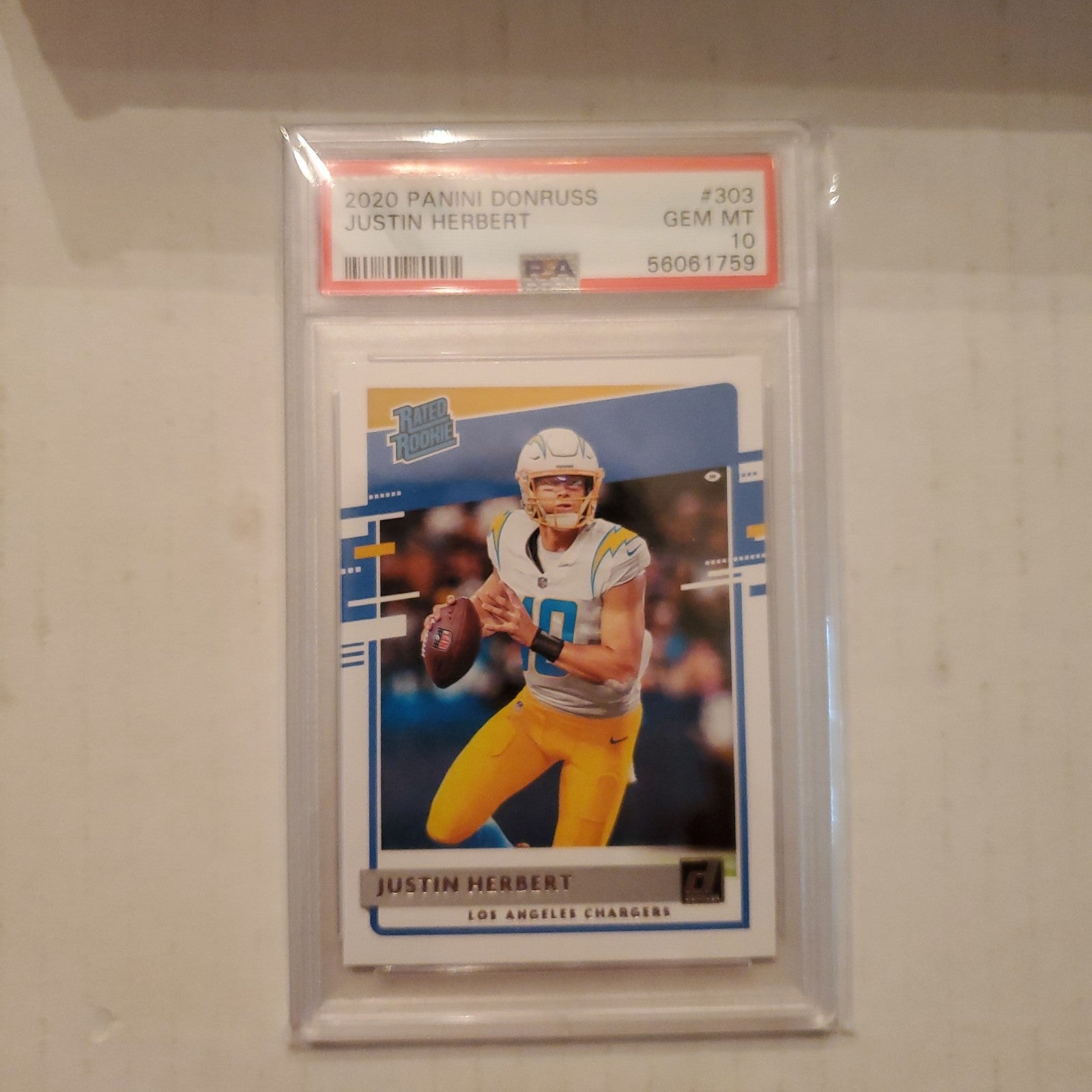 JUSTIN HERBERT ROOKIE PSA10