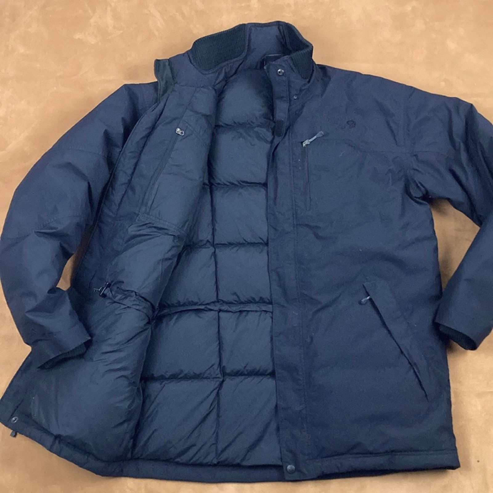 Mountain Hardwear Black Down Puffer Jacket Men’s L