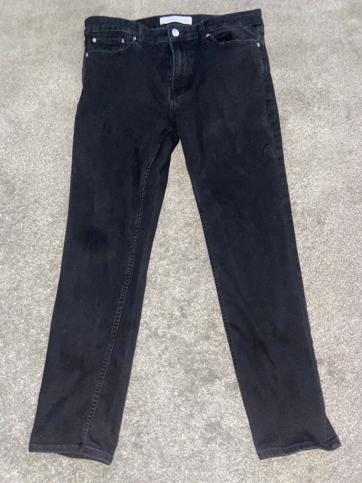 Calvin Klein Mens Size 33W X 30L Black Slim Straight Denim Jeans Great Condition