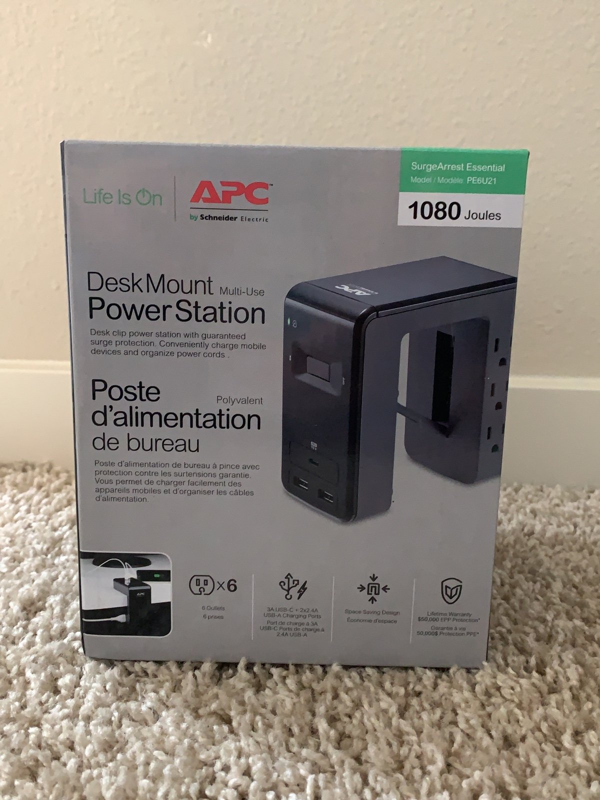 APC Desk Mount Power Station PE6U21, U-Shaped Surge Protector with USB Ports (3)