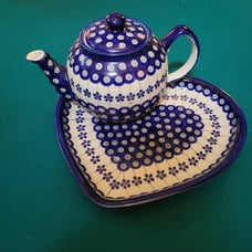 Collectible Teapot and heart plate