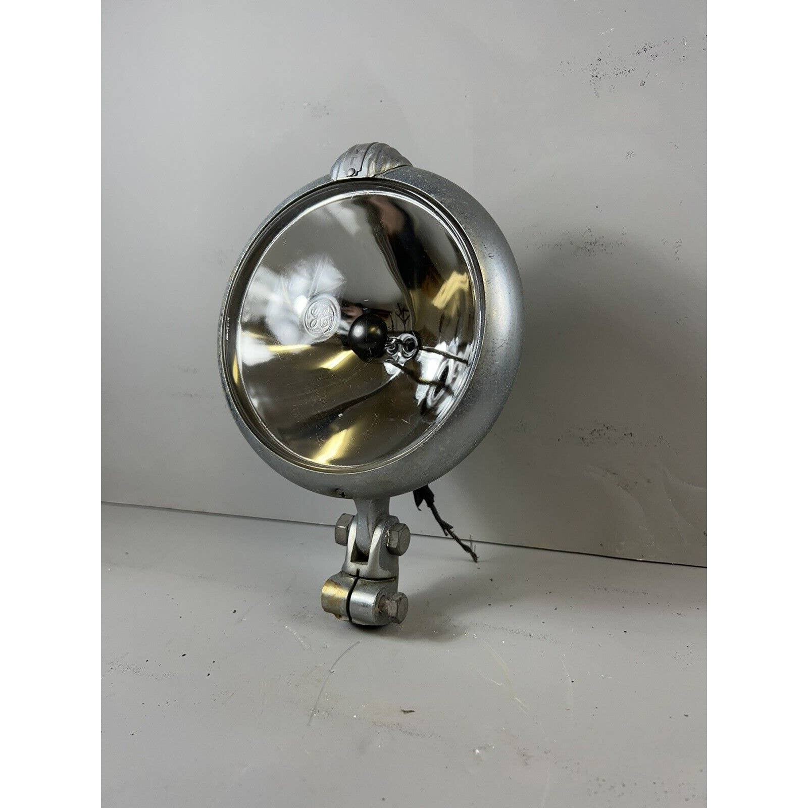 Antique Unity Spotlight Auto Spot Lamp GM Vintage Police Side View Backup Light