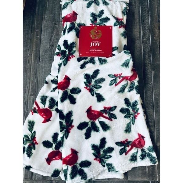 Plush Red Cardinal Christmas Holiday Throw Blanket