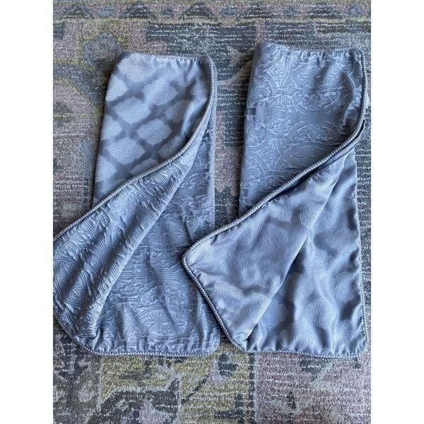 WATERFORD FINE LINENS SET OF 2 Standard ZIPPERED PILLOW SHAMS