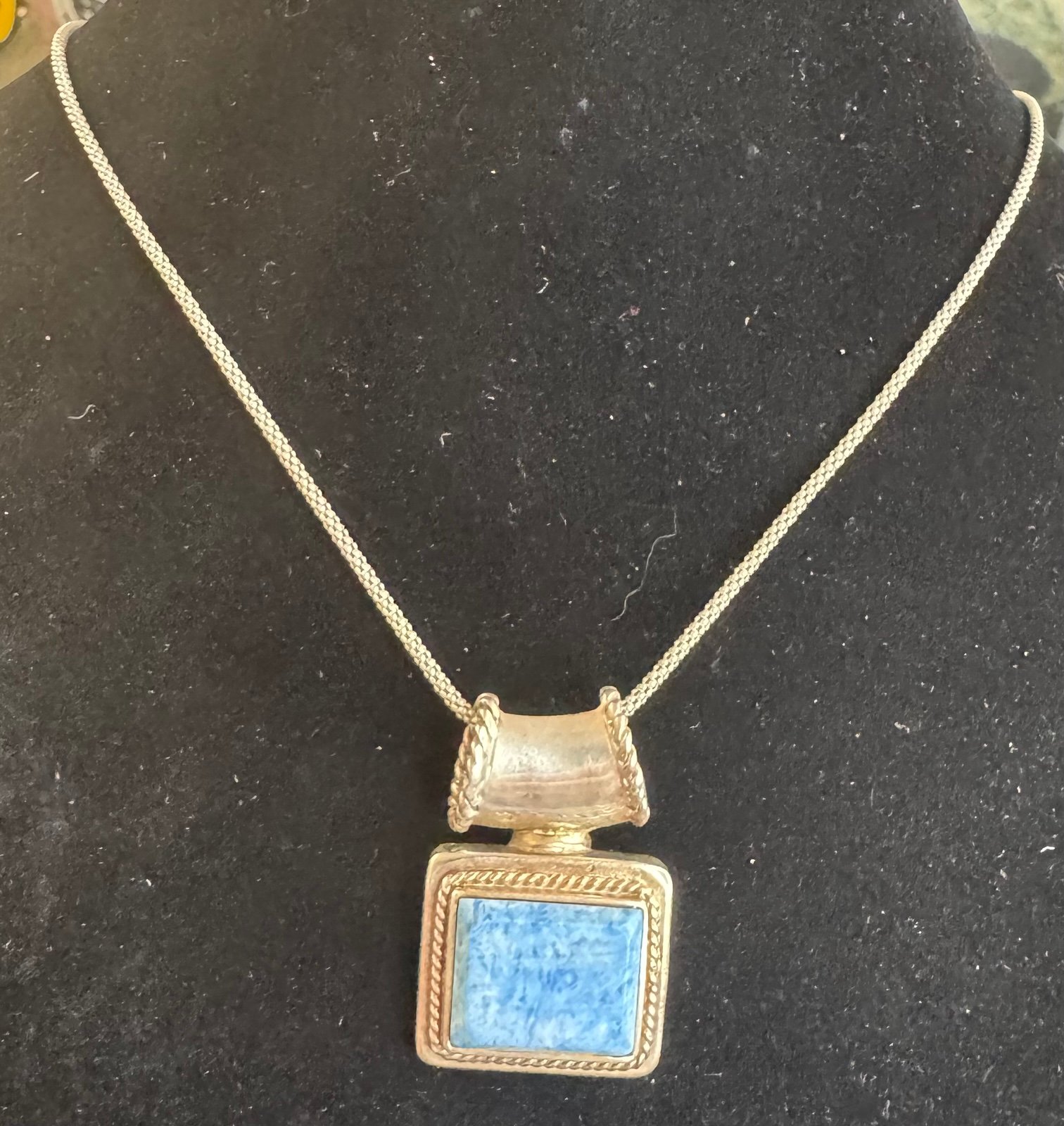 Sterling silver Square denim lapis lazuli pendent on a 20” popcorn chain ~12.57g