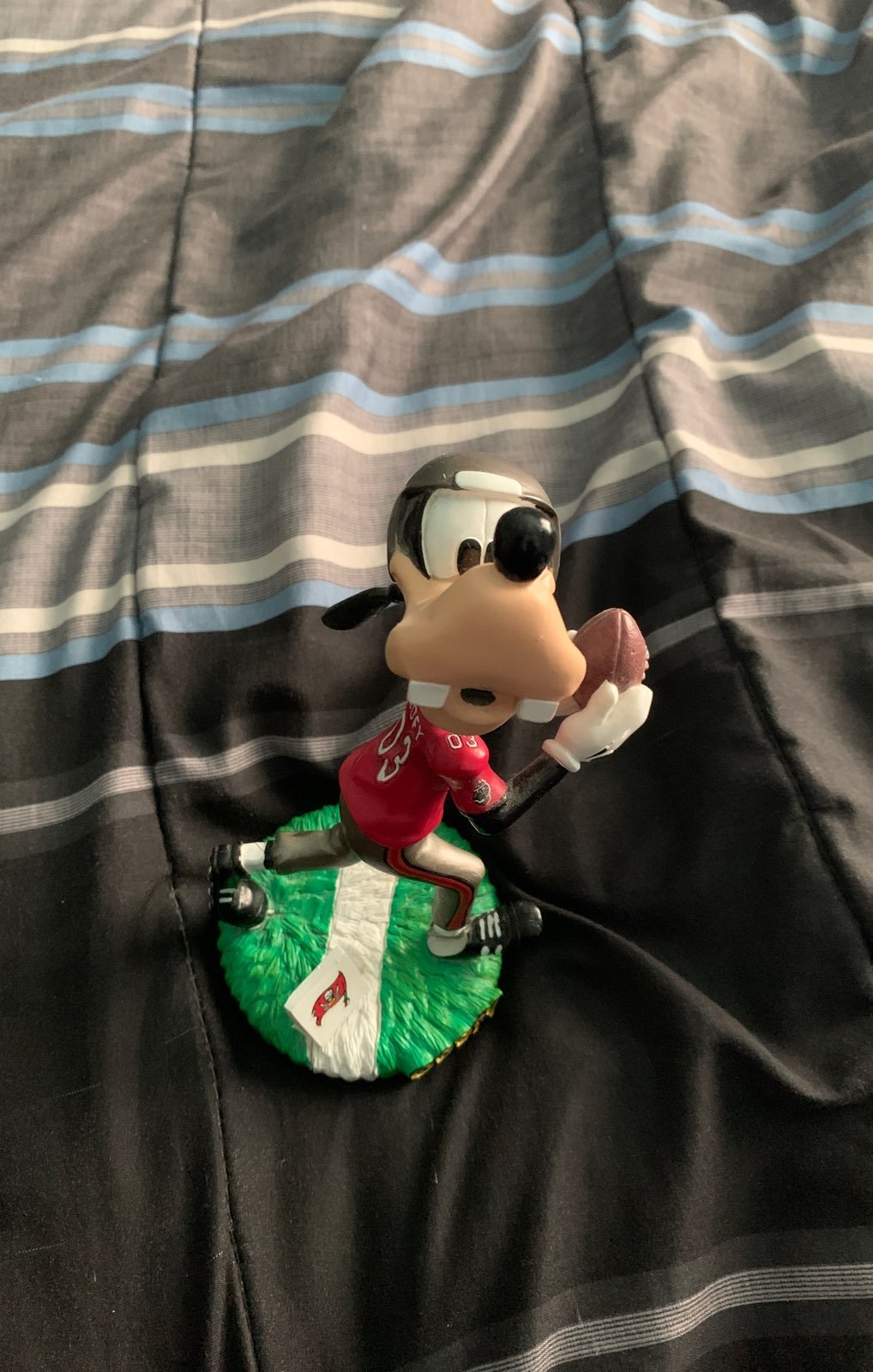 Disney Goofy Buccaneers Bobblehead