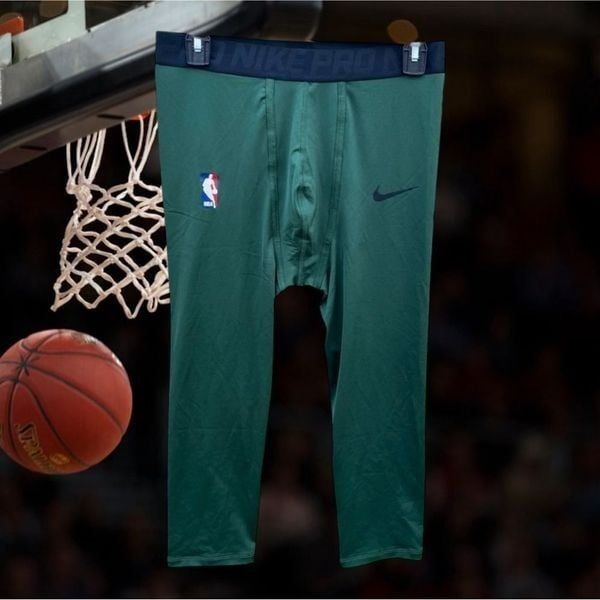 NWOT NEW! Nike Pro NBA Team Player Issue 3/4 Compression Sports Tights Green L