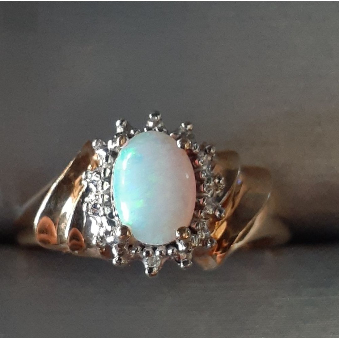 10K solid yellow gold opal diamond ring size 7 fine jewelry
