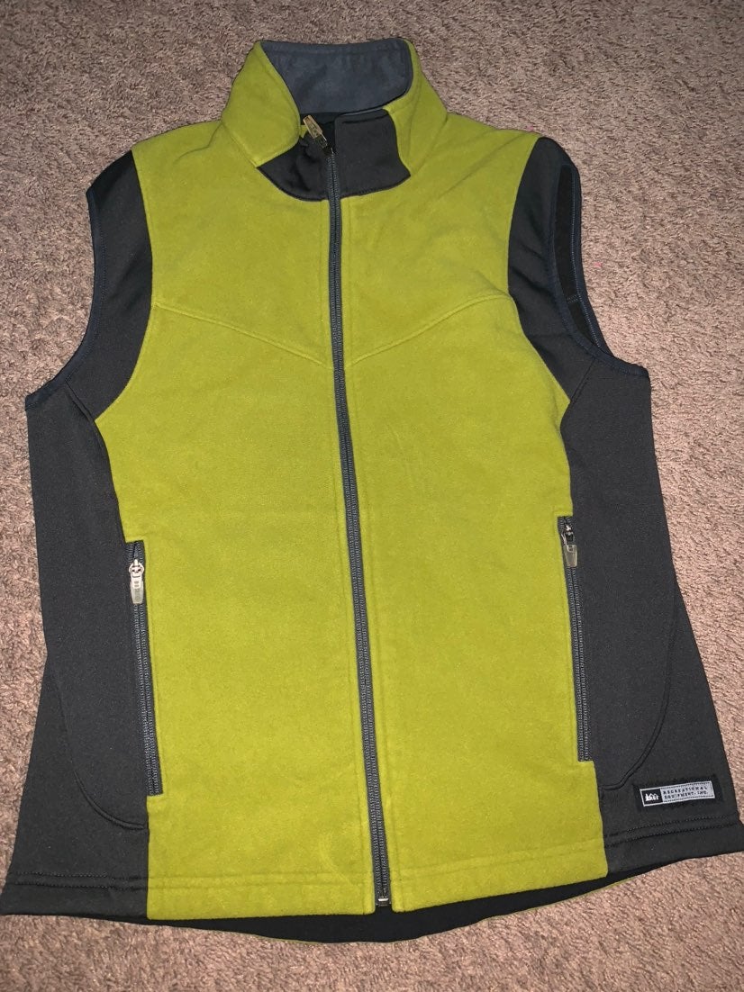 REI Fleece Thermal Vest L (NWOT)