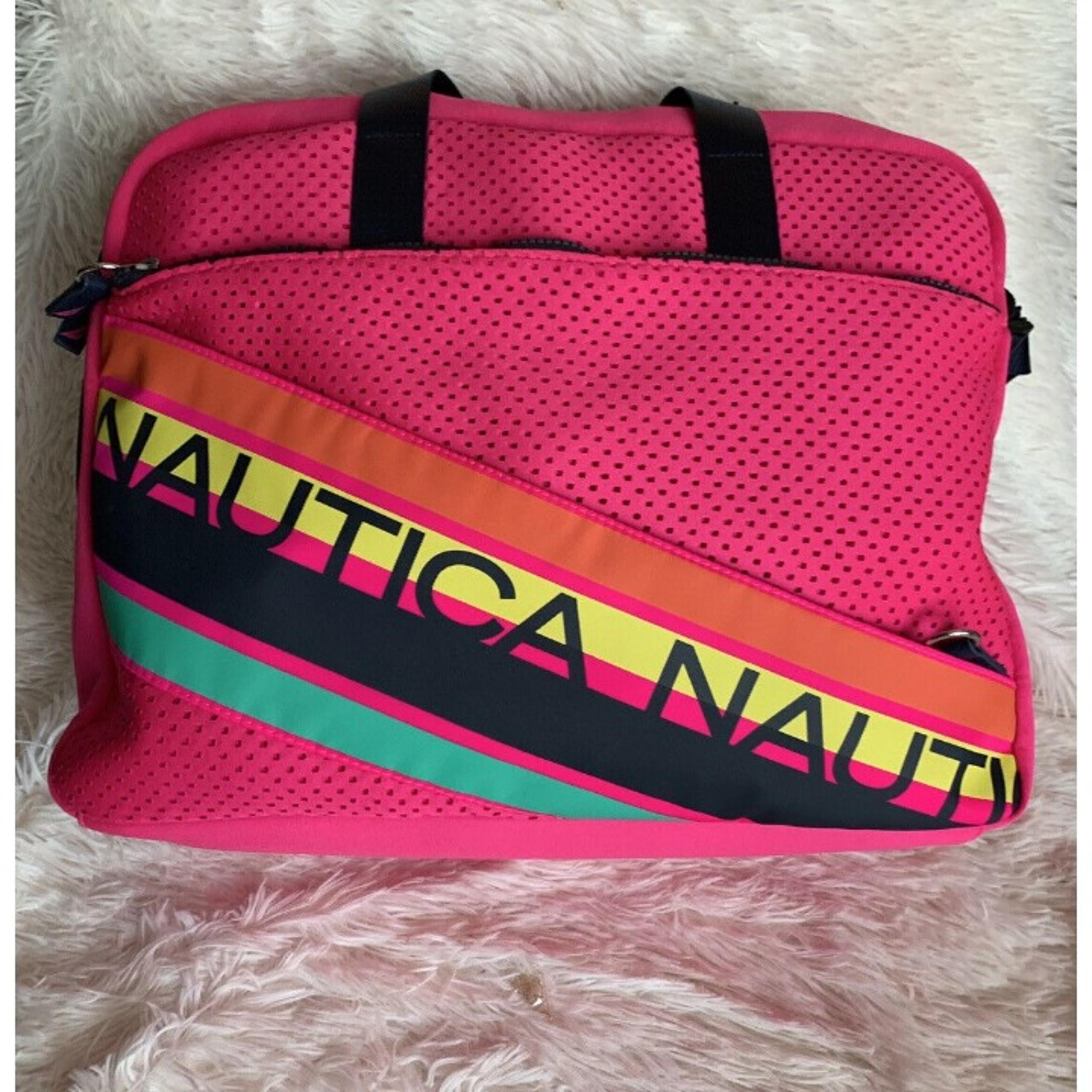 Women Sport bags NAUTICA Jetty Weekender Hot Pink CN1649/N16 100% Recycled