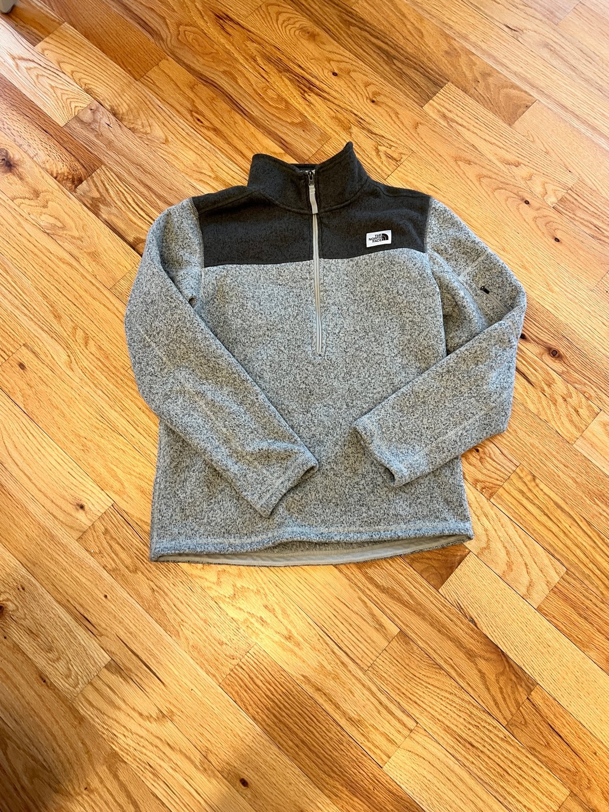 Men’s north face pullover/jacket