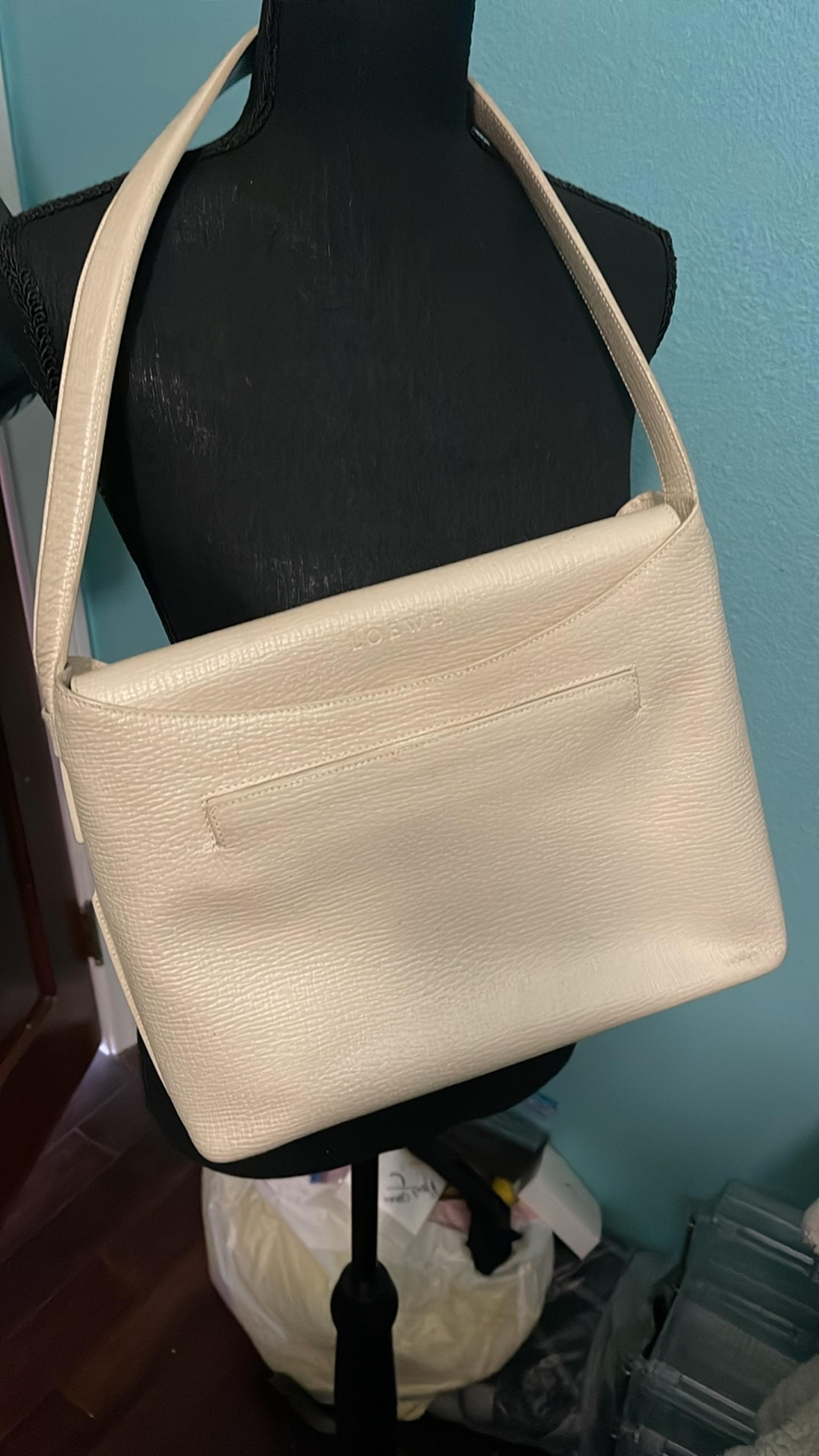 Authentic Preloved Loewe shoulder bag