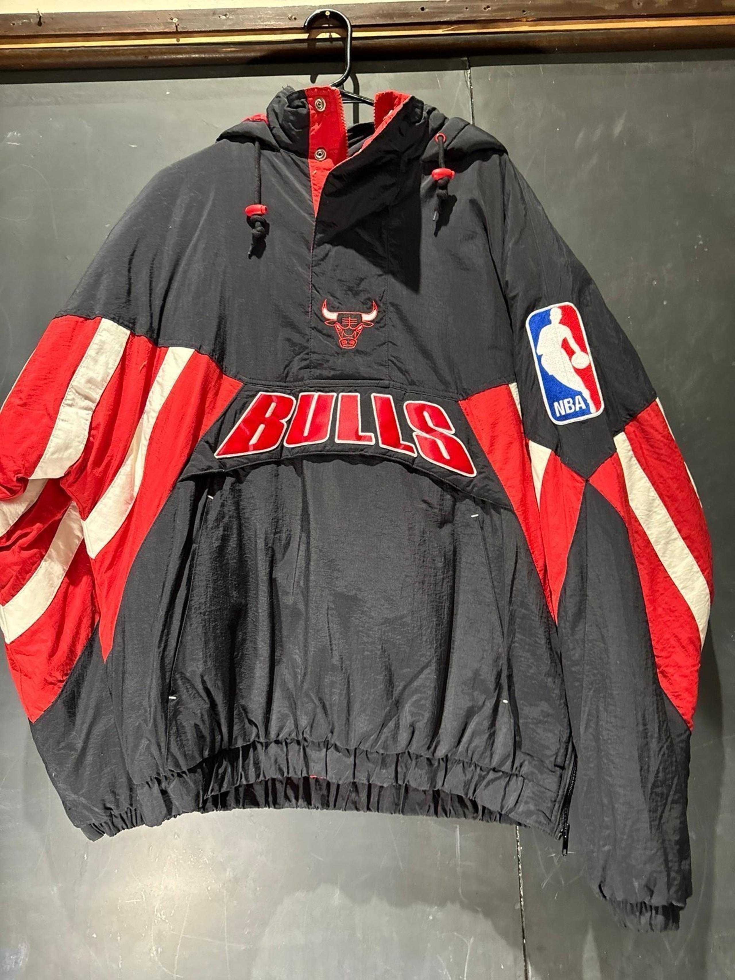 1990s Bulls Mitchell & Ness Puffer Jacket Mens large 0 issues