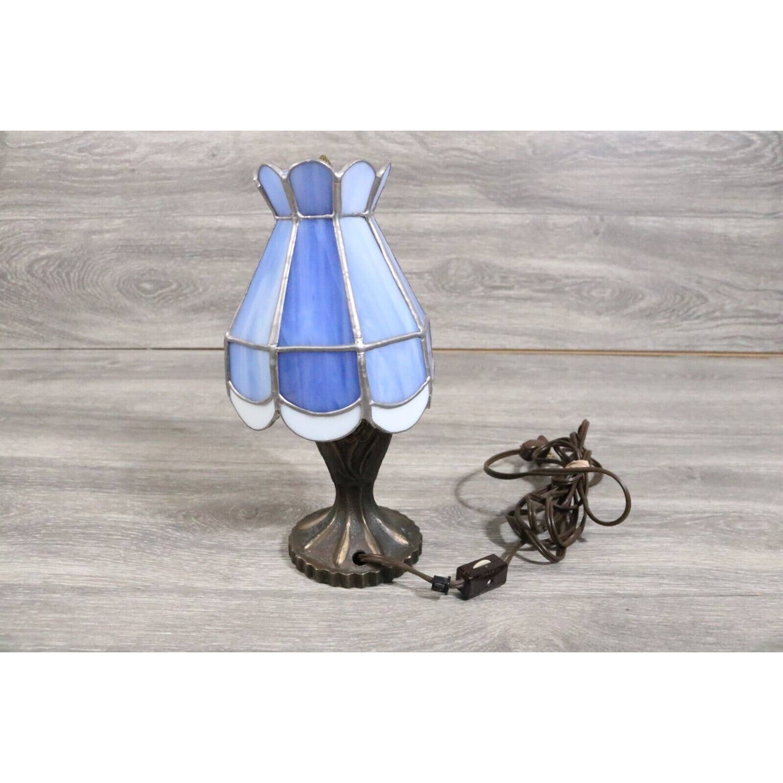 Underwriters Laboratories Portable Lamp Stained Glass Metal Base 10 Inch Tall