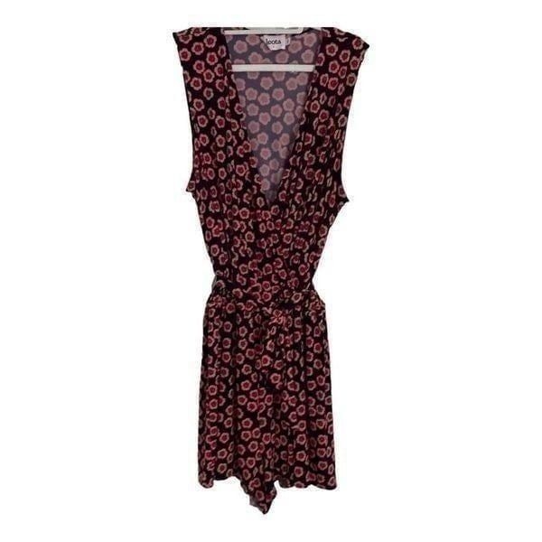 Leota Sleeveless V Neck Romper Tie Waist Navy Floral 2L (2X)
