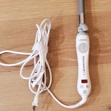 Sarah Potempa Beachwaver S.75 rotating curling iron