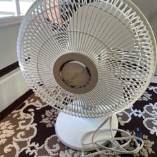 Lasko oscillating, tabletop electric fan