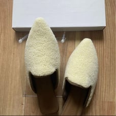 Brand new, unused Urban Research mule boa slippers in ivory, size 38.