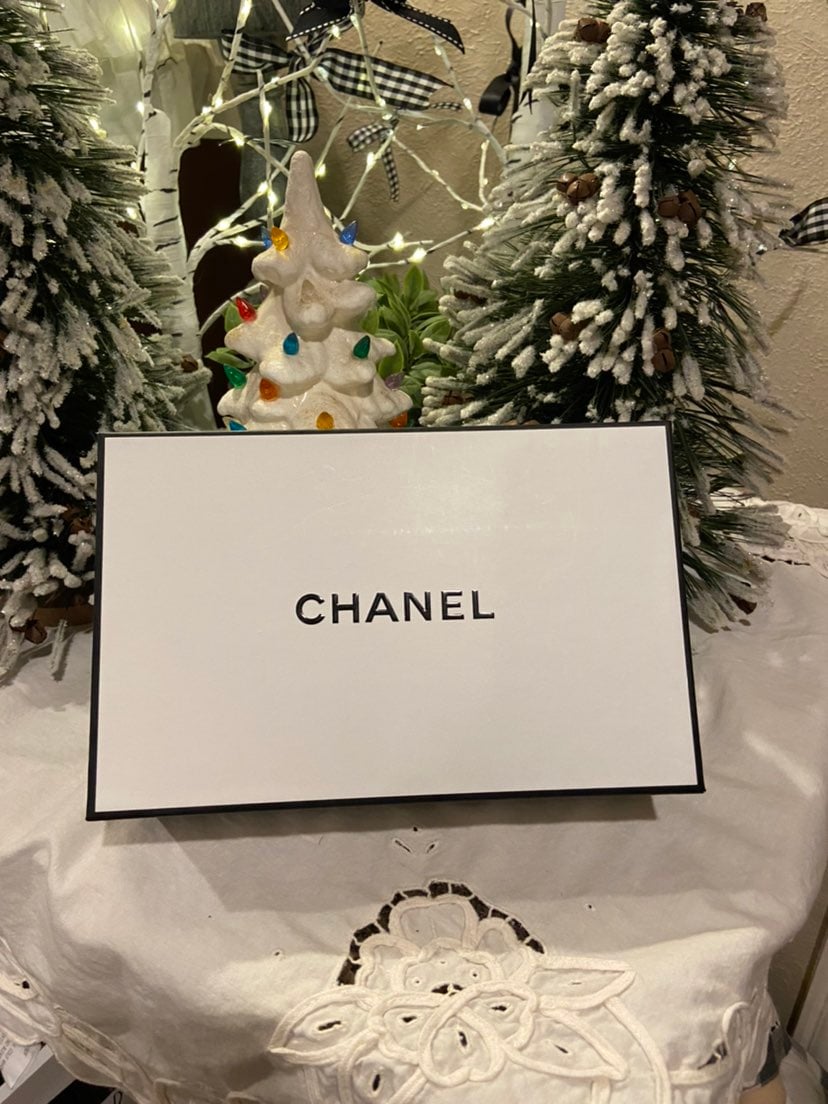 Chanel empty box
