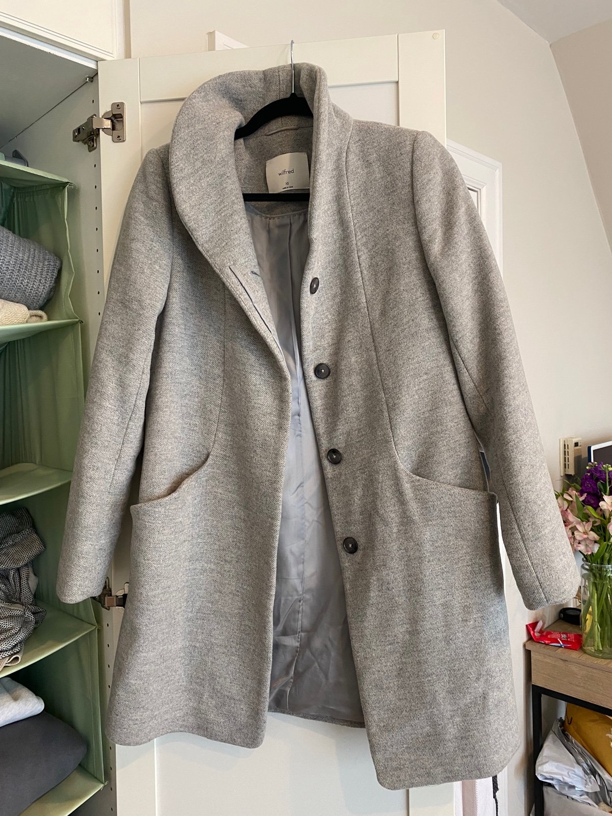 Aritzia cocoon coat