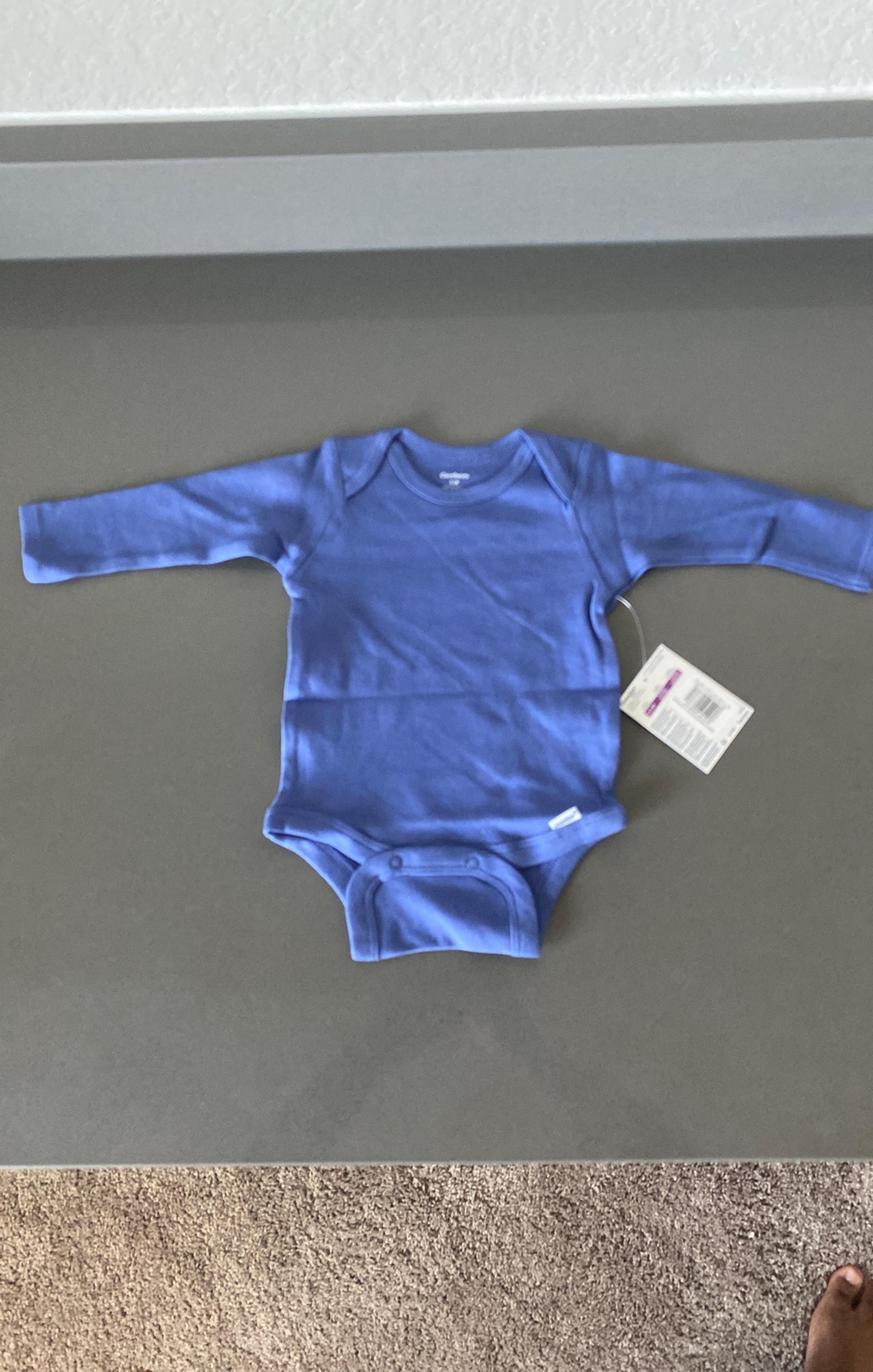 New 5pc Onesies 0-3 M
