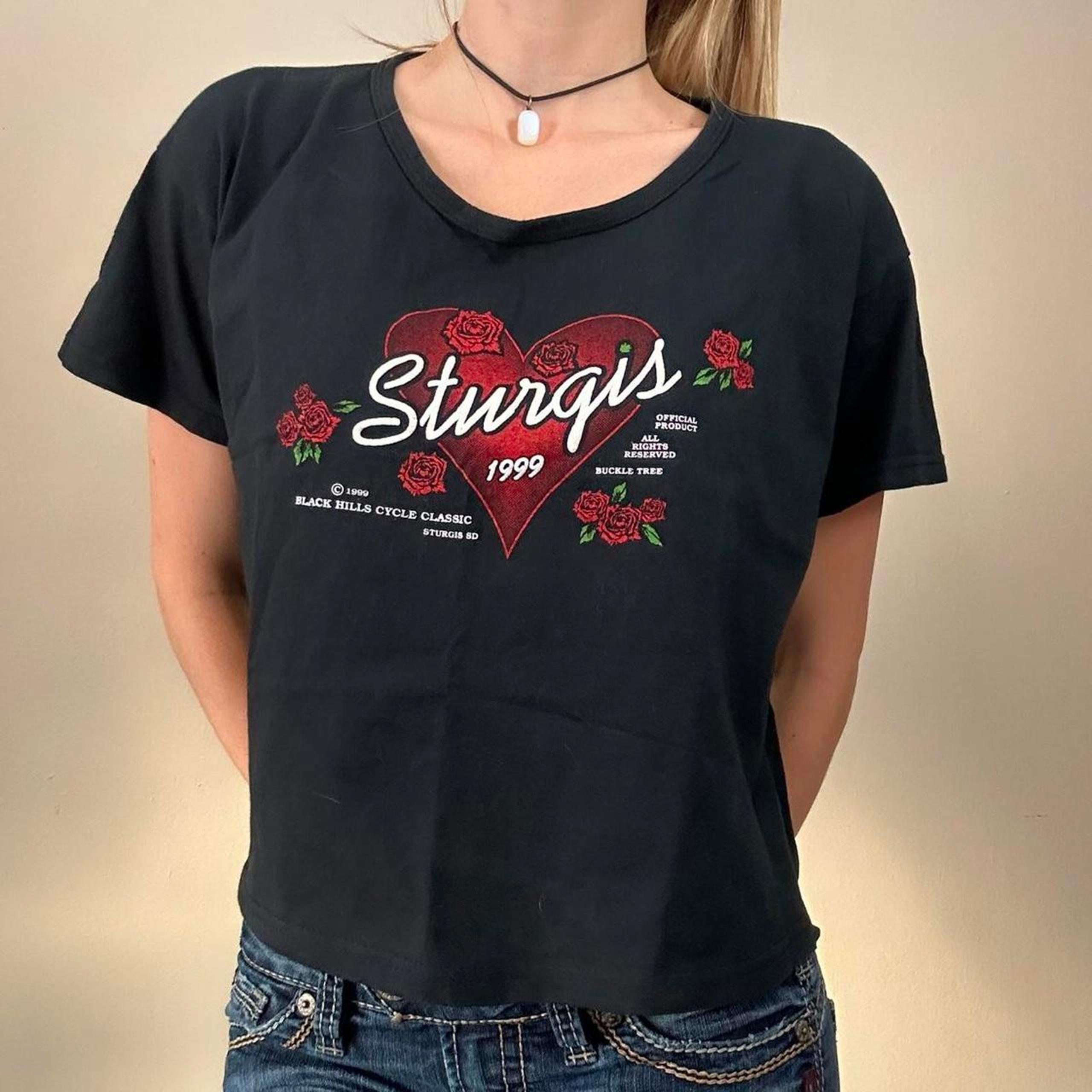 Vintage 1999 Made in USA Black Strugis Hearts and Roses Boxy Cropped T-Shirt - L