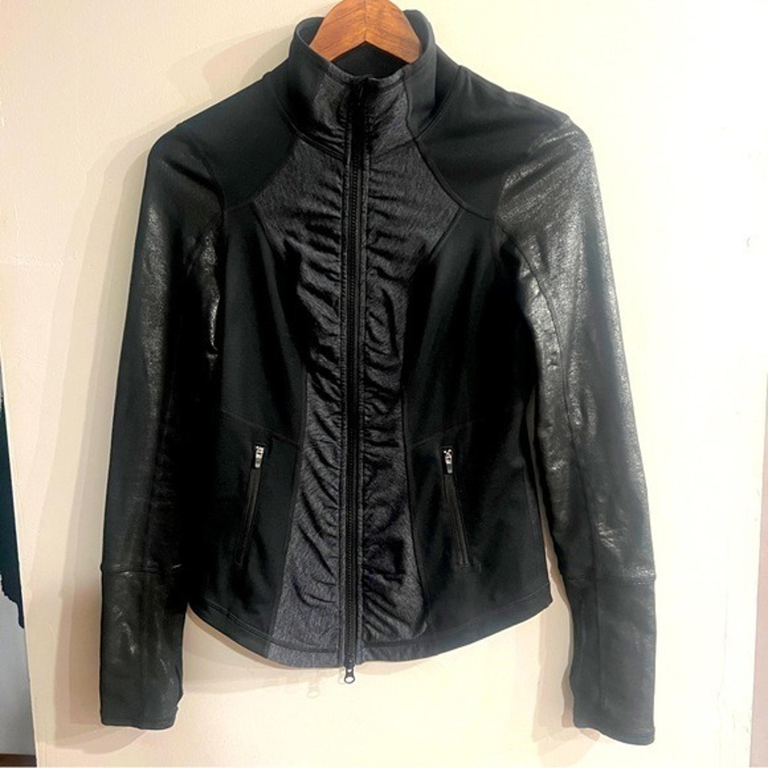 ZELLA Women’s Black Mesh Metallic Full Zip Active Jacket Size S