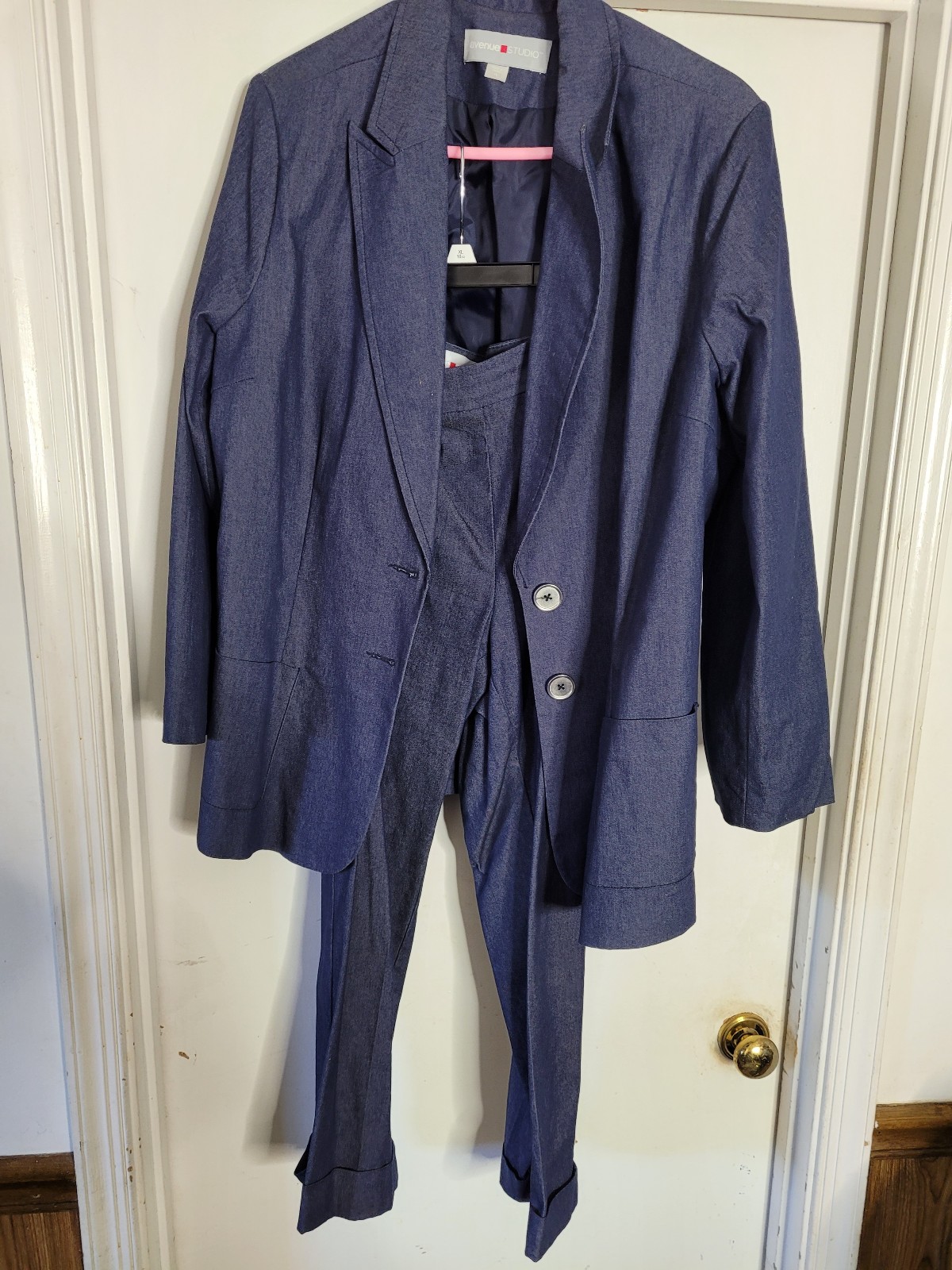 Avenue Studio pant suite