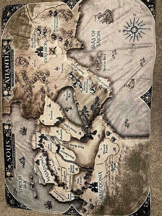 Jennifer Armentrout - From Blood and Ash world blankets