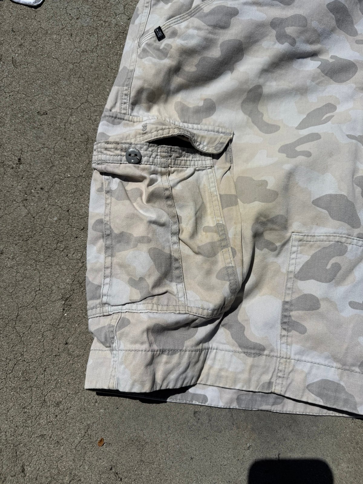 Vintage Roc a Wear shorts