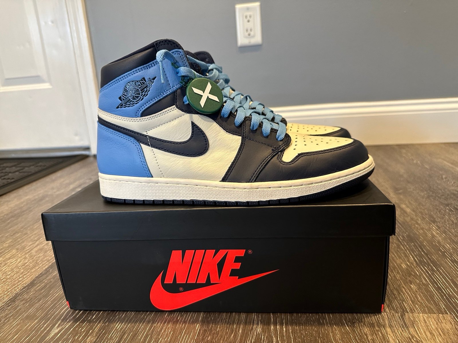 Jordan 1 High Obsidian