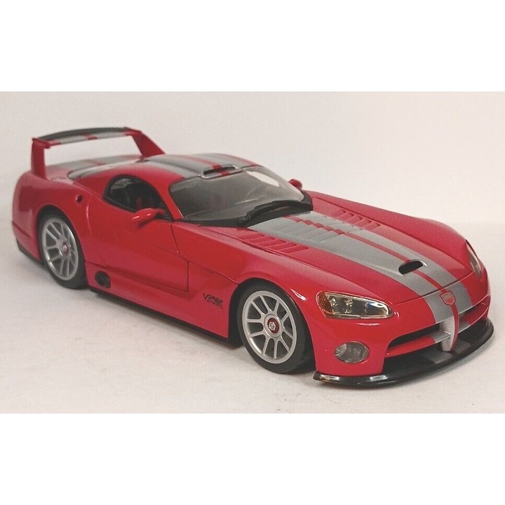 Hot Wheels Dodge Viper GTS-R 1:18 Scale Hood Doors Open Red Excellent Condition