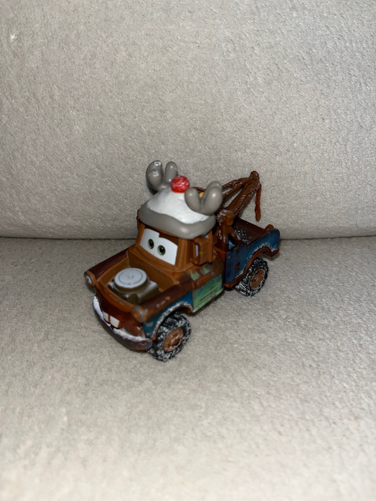 Disney Pixar Cars Reindeer Mater