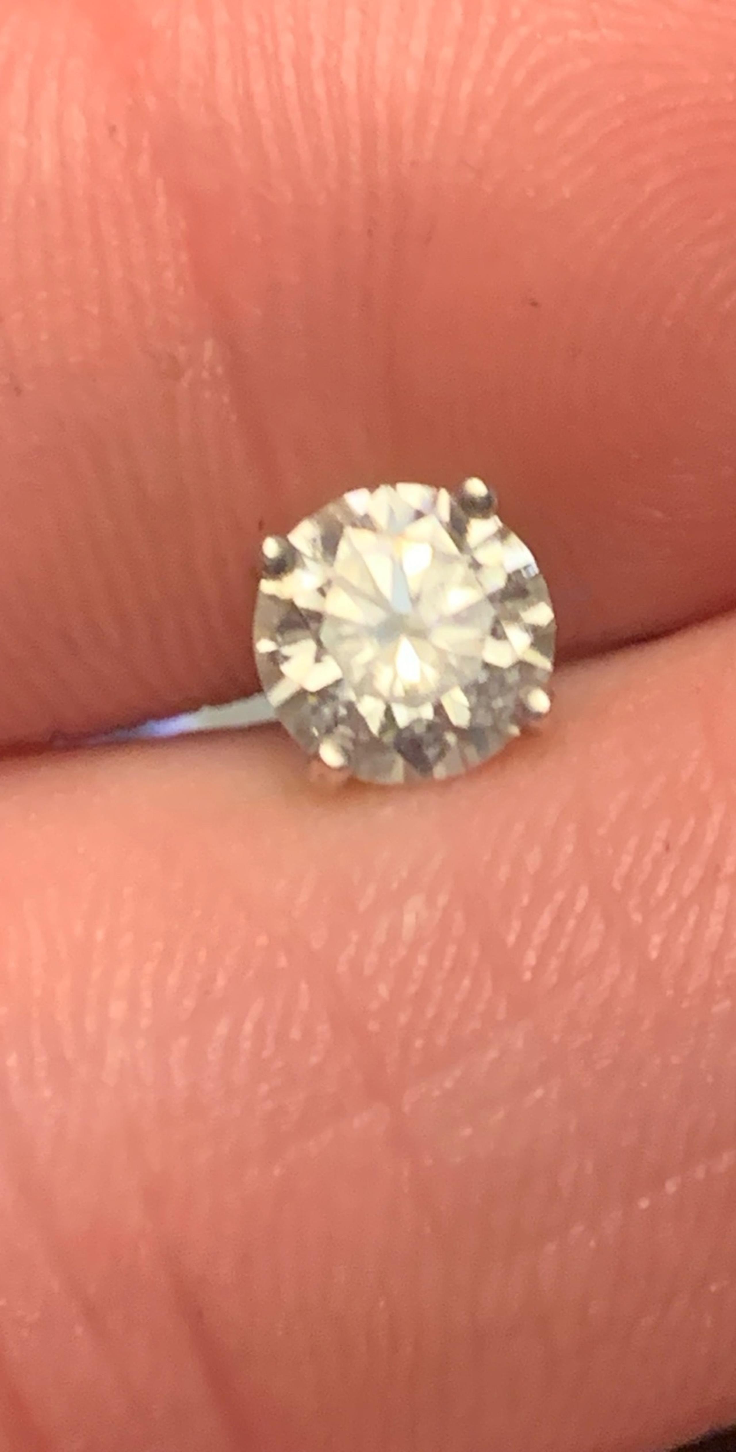 2.0 CTW VVS1 MOISSANITE SCREWBACK SOLITAIRES W/NGIC DOC SERIAL# ENGRAVED INSIDE