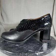 Julia Bo HOLBORN - OXFORD HEELS Women’s Size 8.5