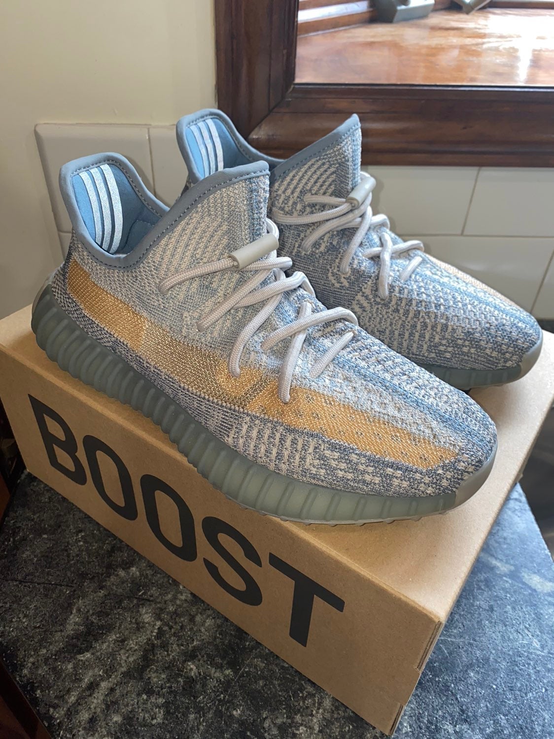 Adidas Yeezy Boost 350 V2