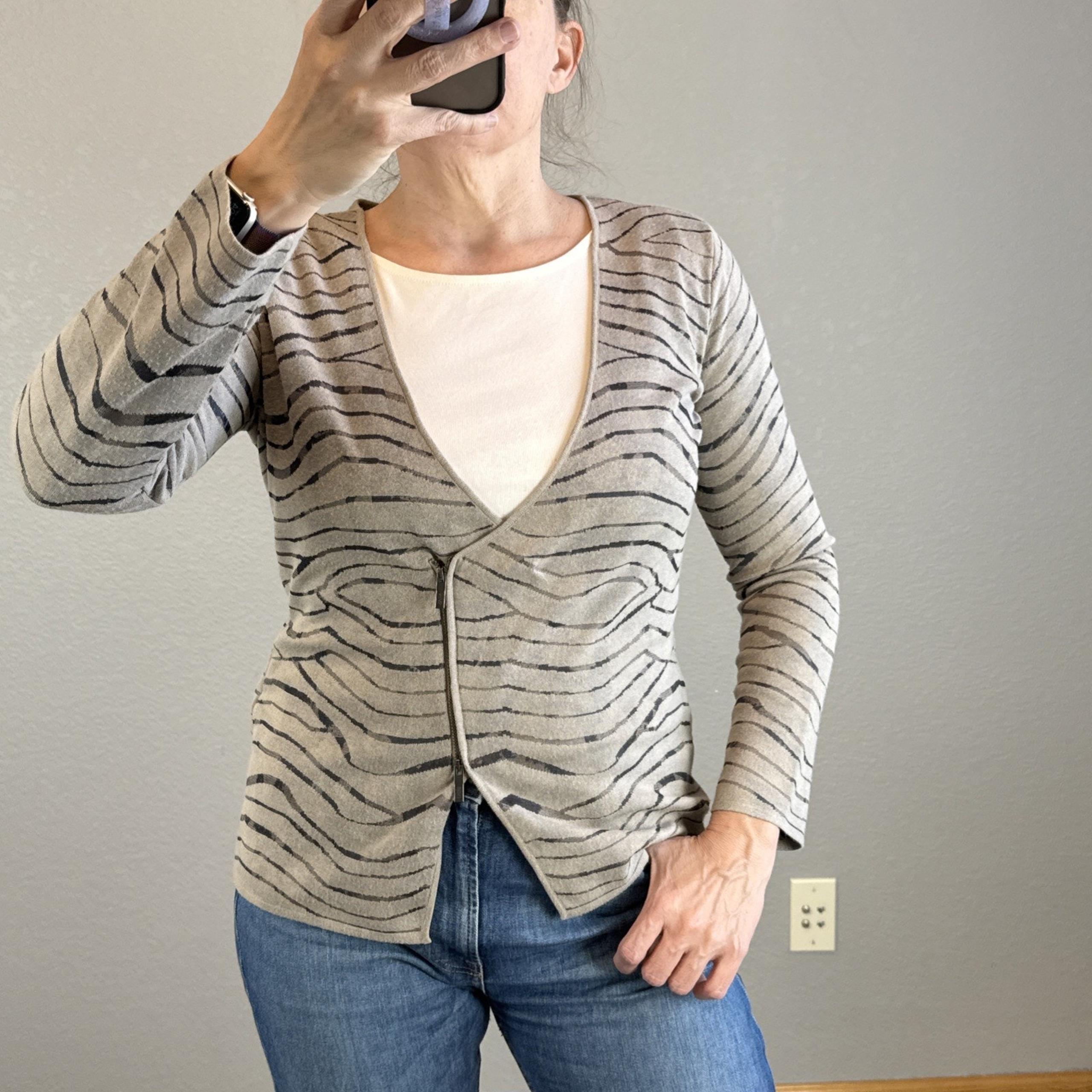 Armani Collezioni Asymmetrical Zip Cardigan Knit Jacket Size US 10 Gray Stripe