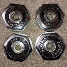 Set (of 4) metal superior wheel centers