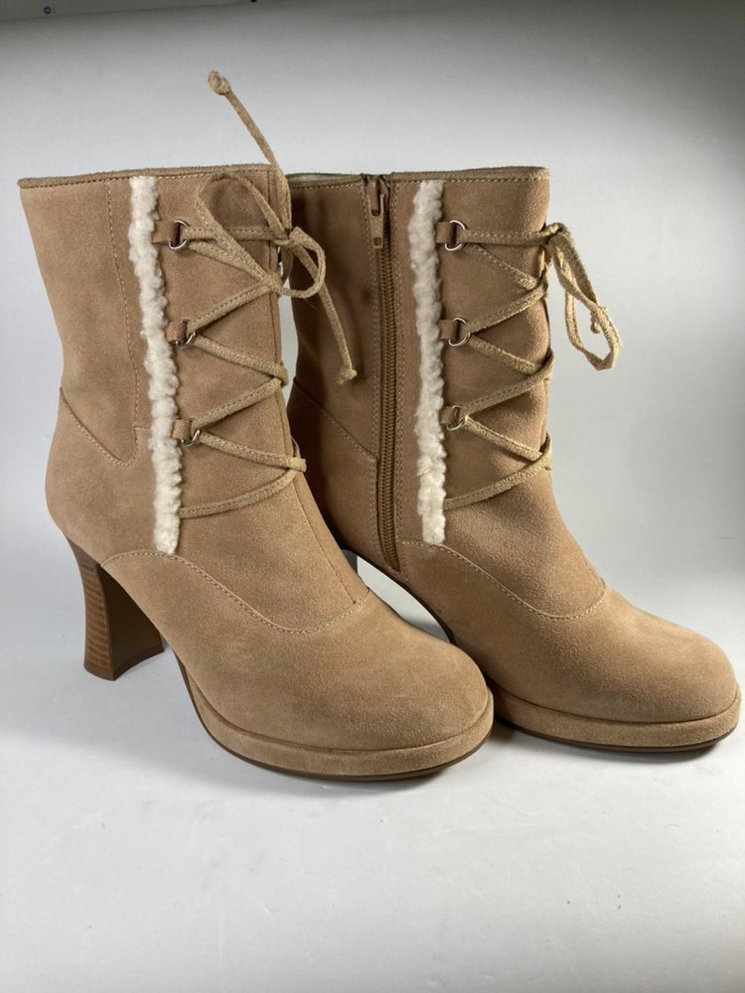 Mudd Jarmon Leather High Heel Boots SZ 8 Women's