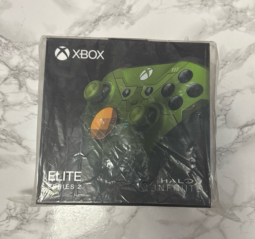 Xbox Elite Wireless Controller Series 2 - Halo Infinite Limited Edition