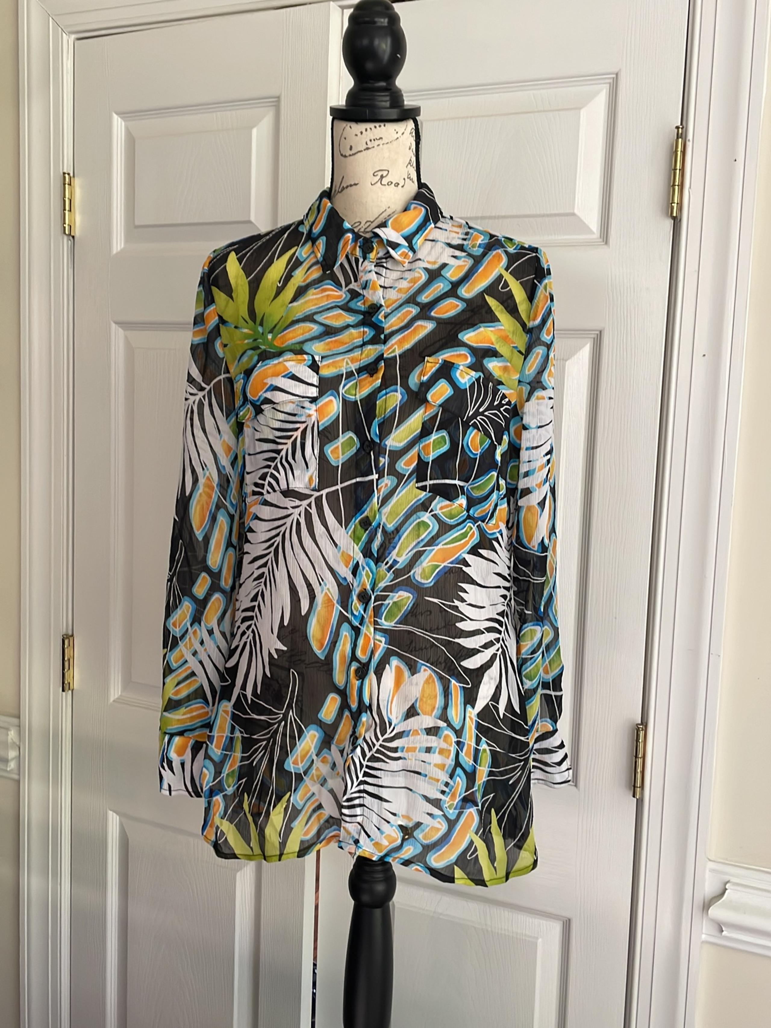 Alberto Makali buttons down shirt
