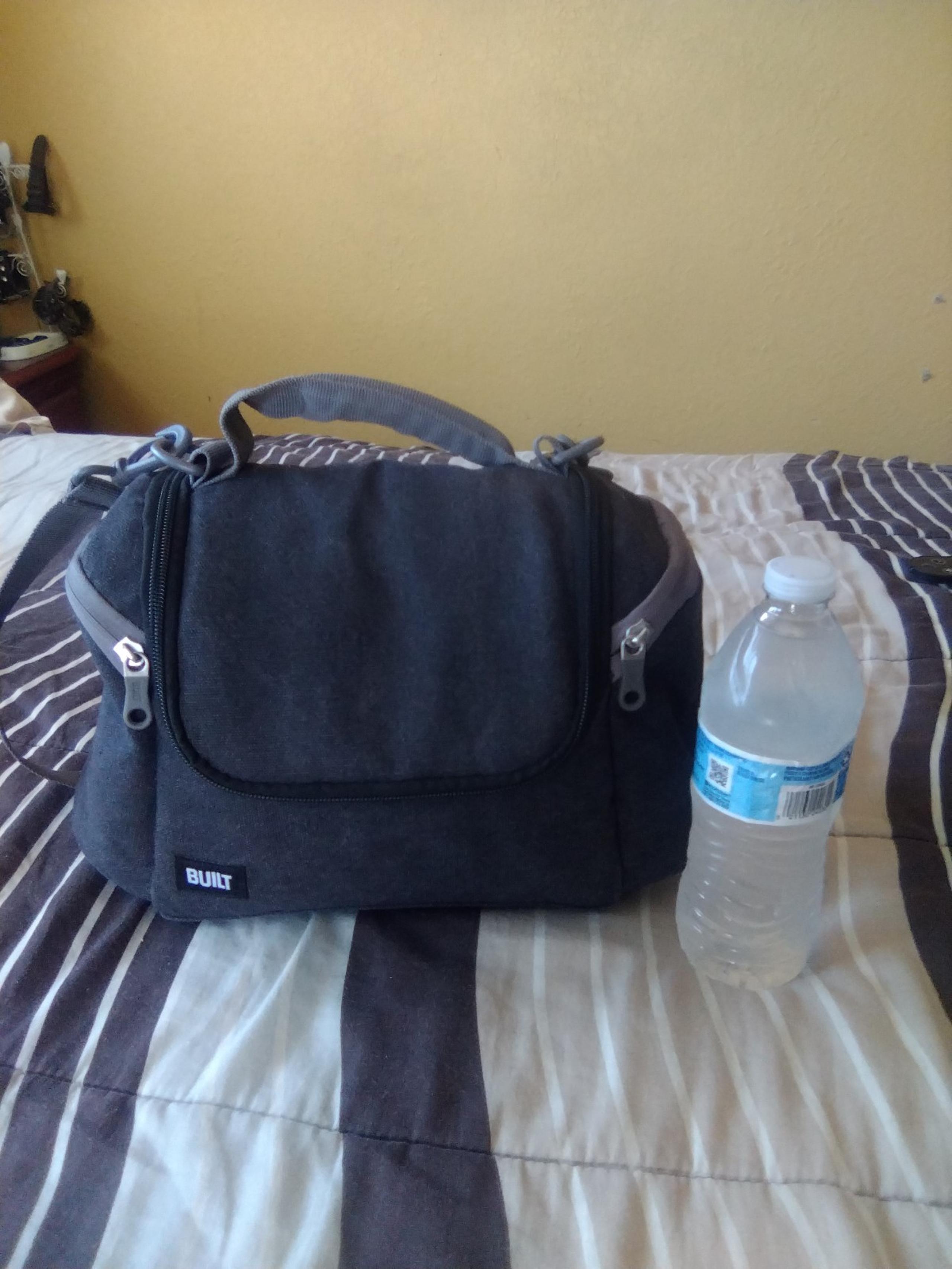 Built oxford reusable lunch bag